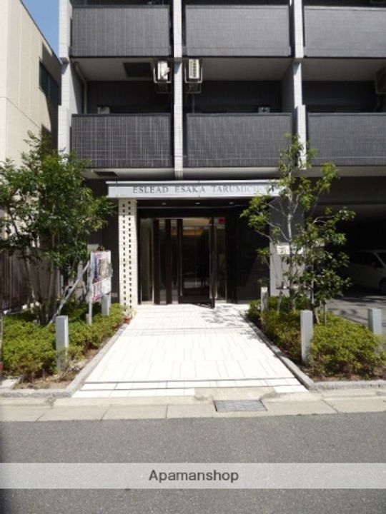 エスリード江坂垂水町の外観