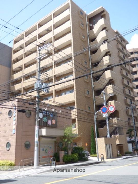 第7アローズ江坂公園の外観