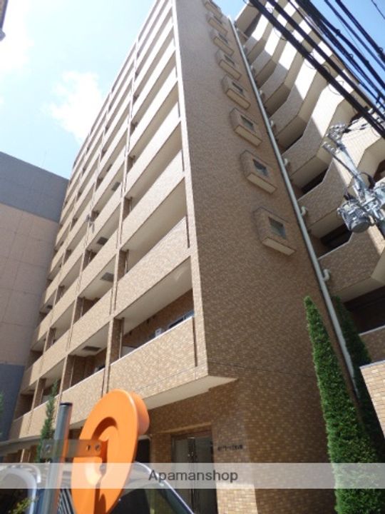 第7アローズ江坂公園の外観