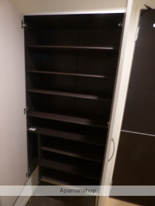 サンスクエア千里万博の玄関