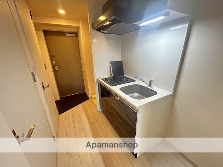 ファステート江坂ランウェイのキッチン