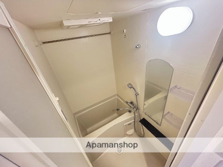 ファステート江坂ランウェイの風呂