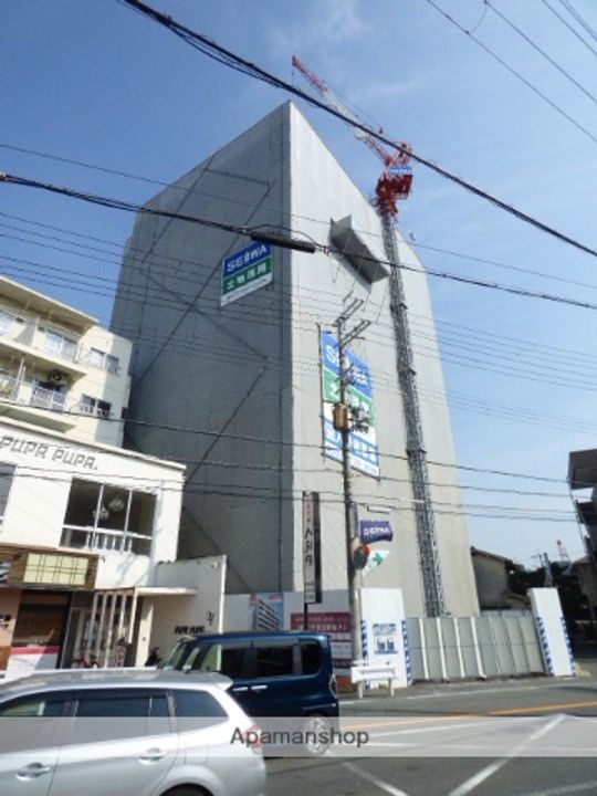 エターナ千里丘の外観