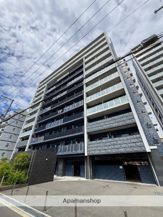 プレサンス新大阪ジェイズの外観