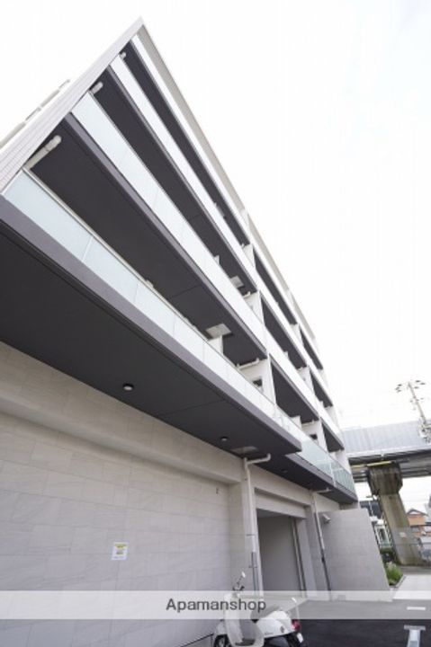 スプランディッド新大阪EASTの外観