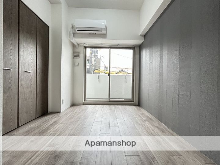 ARTIZA緑地公園の内装