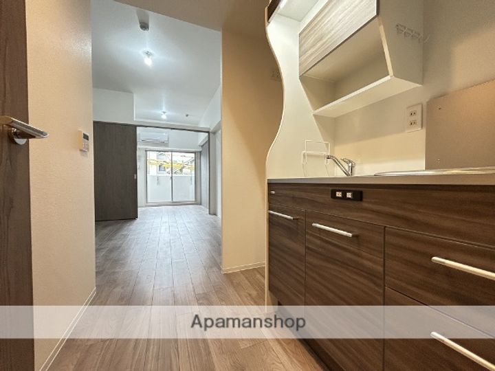 ARTIZA緑地公園の内装