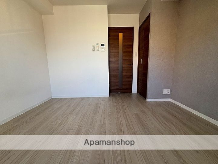 グランパシフィック十三元今里の居間