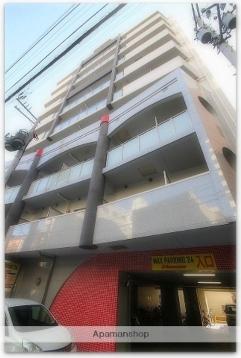 インペリアル靱本町の外観