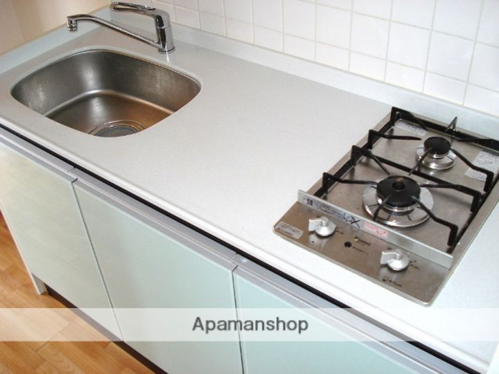 W.O.B SHINMACHIのキッチン