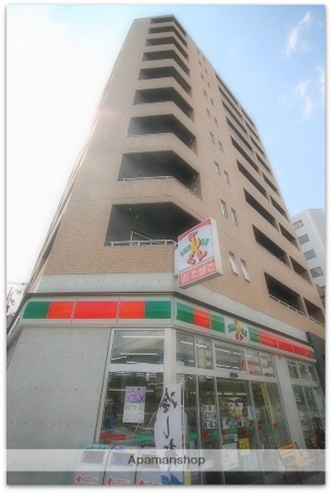 W.O.B SHINMACHIの外観