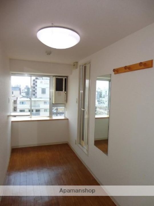 ラパンジール本田Ⅱの居間