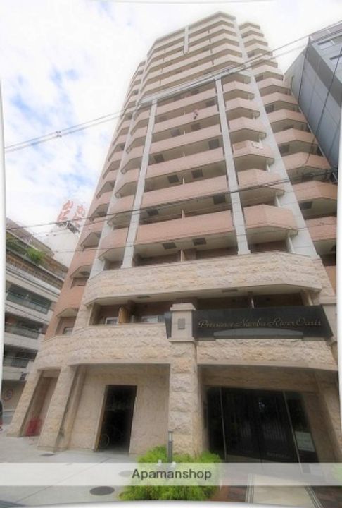 プレサンス難波リバーオアシスの外観