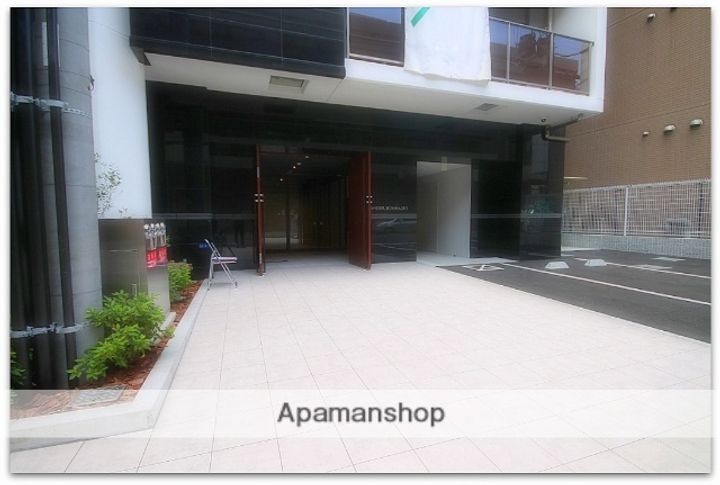 プライムアーバン御堂筋本町の外観