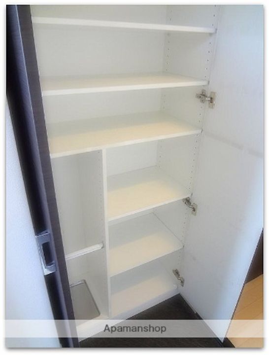 エスリード阿波座シティーウエストの玄関