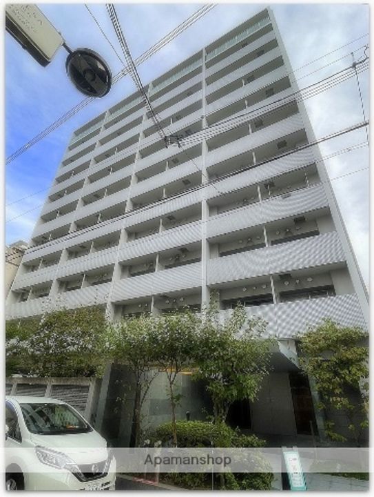 アーバンエース東心斎橋パルの外観