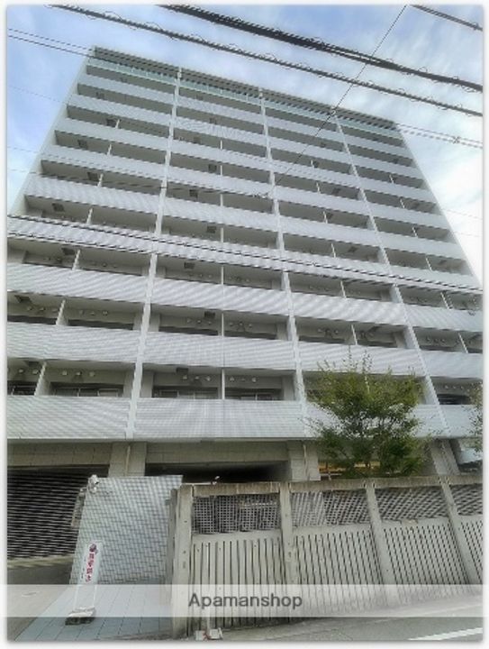 アーバンエース東心斎橋パルの外観