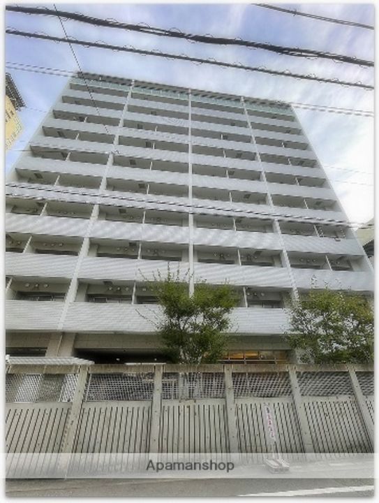 アーバンエース東心斎橋パルの外観