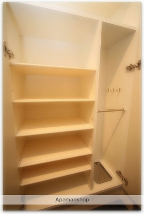 プレサンス難波駅前の内装