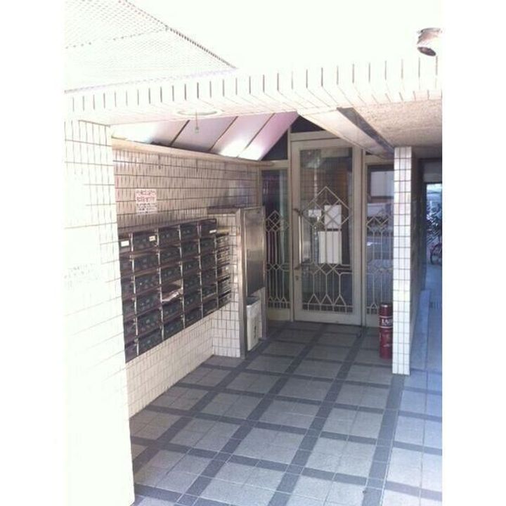 ボンボニエールの外観