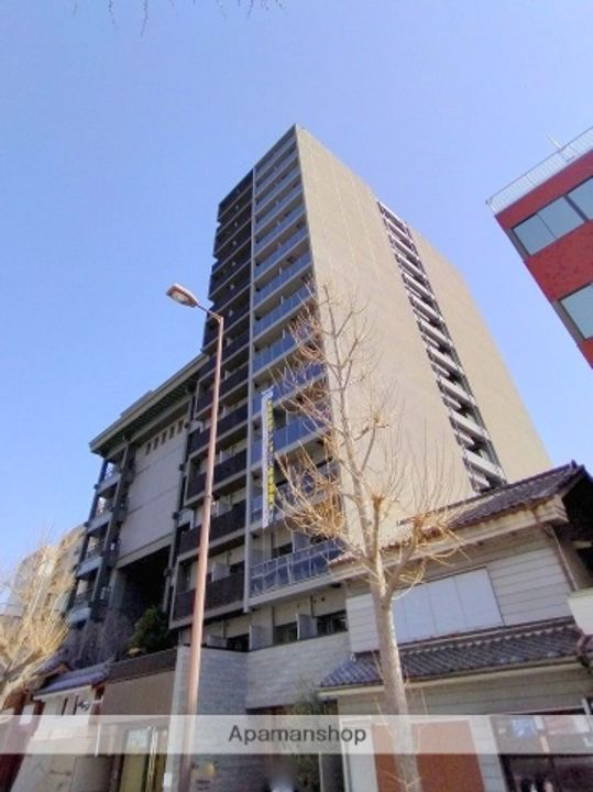 アーバネックス難波WESTの外観