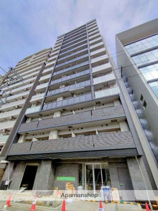 エスリードレジデンス大阪難波の外観