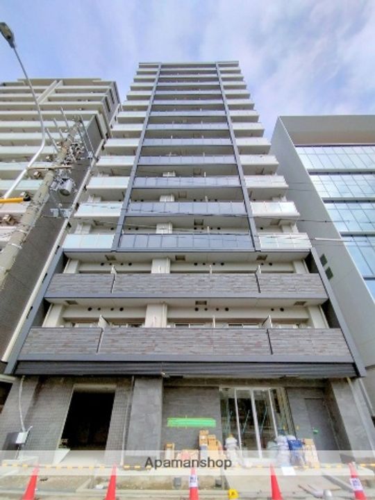 エスリードレジデンス大阪難波の外観