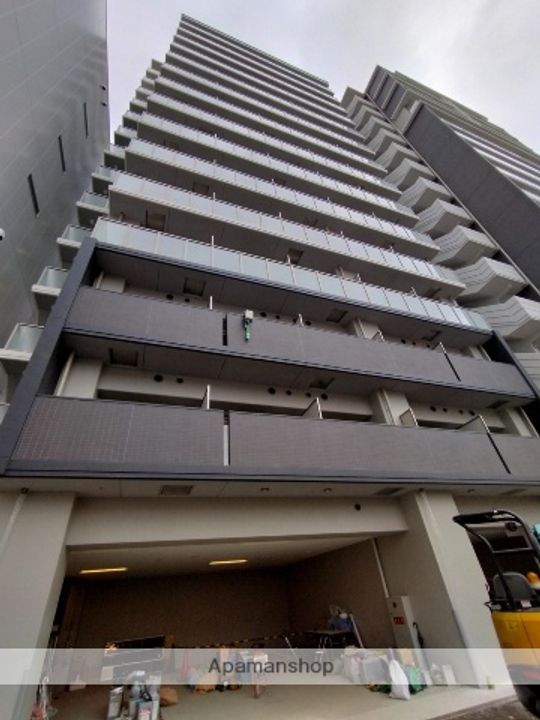 エスリードレジデンス大阪難波の外観