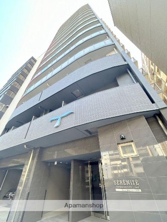 セレニテ難波グランデノールの外観
