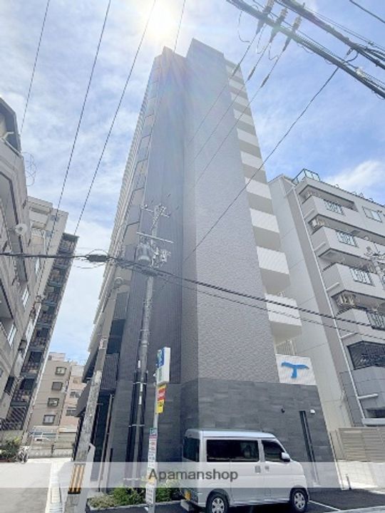 セレニテ難波ミラク壱番館の外観