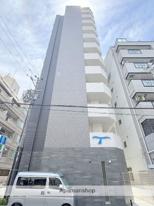 セレニテ難波ミラク壱番館の外観