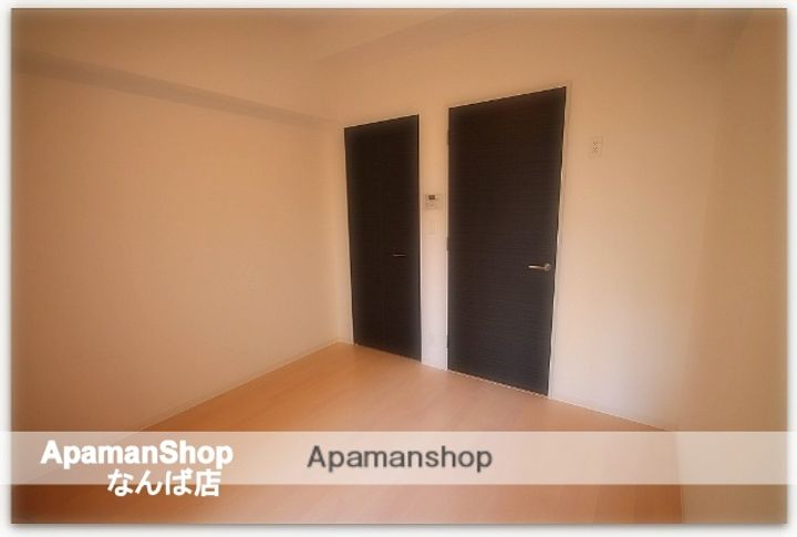 エグゼ難波南の居間