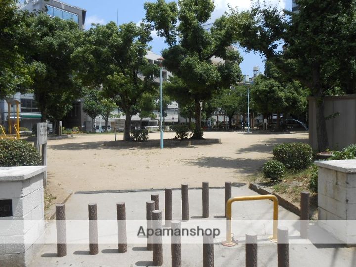 ブランメゾン堀川の周辺
