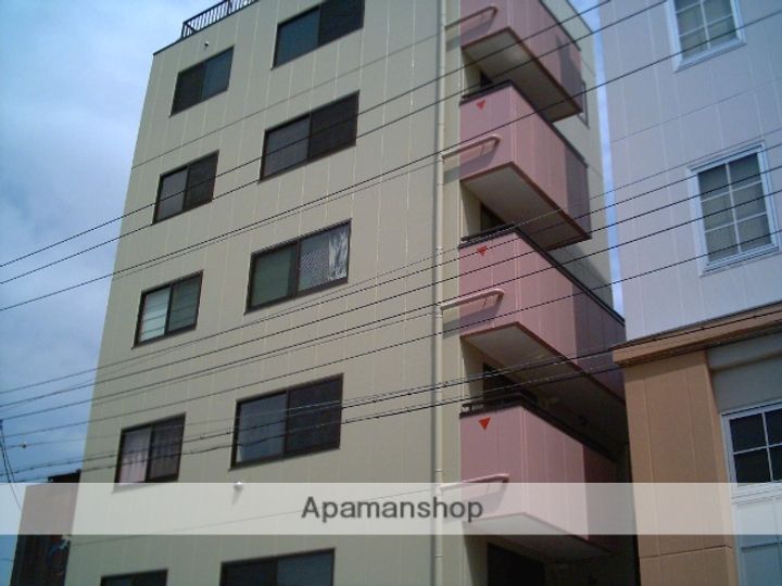 ラシオン中津の外観