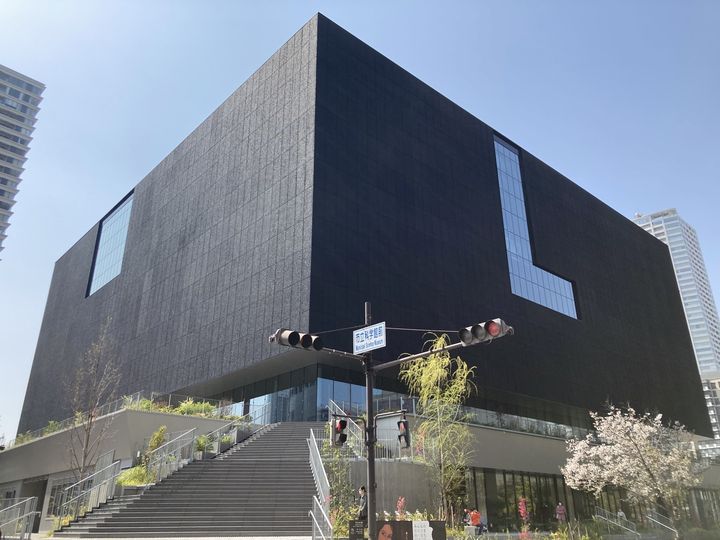 ドミール江戸堀の周辺