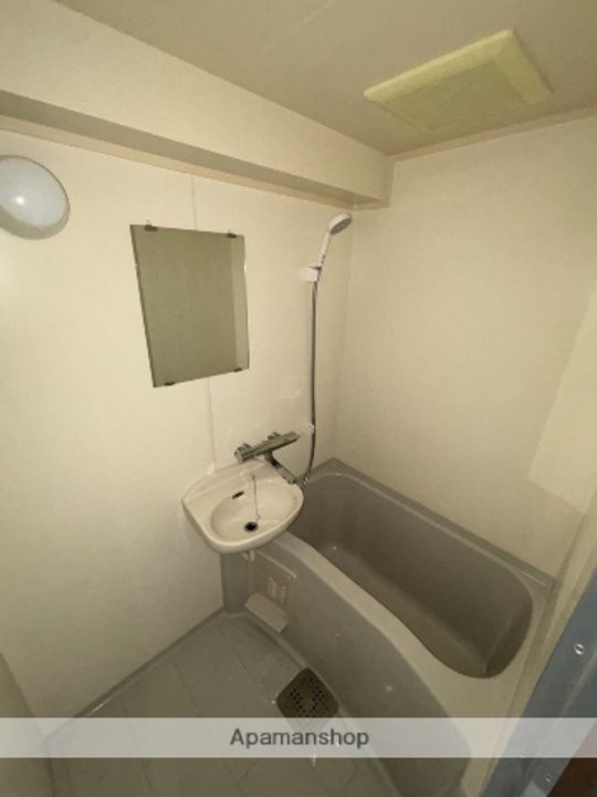 サンエスト南森町の風呂