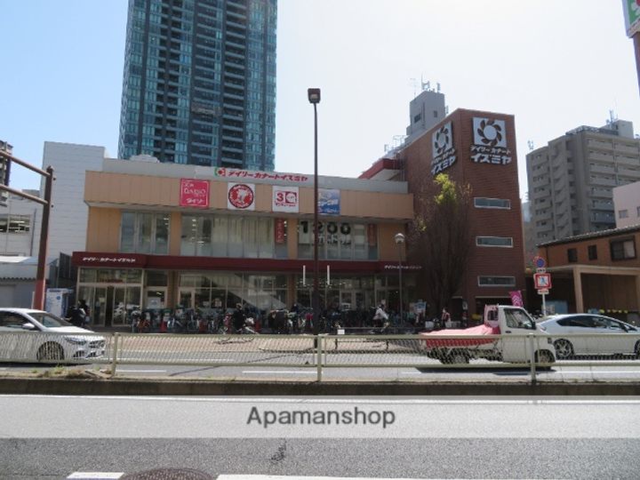 コーヨーコーポの周辺