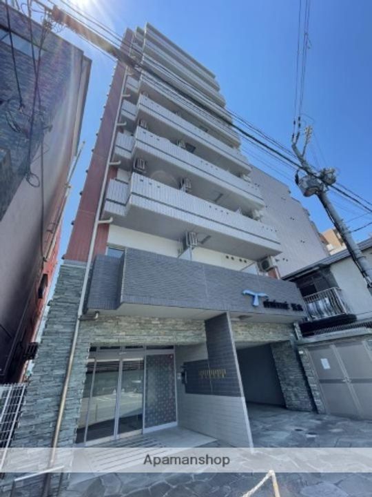 セレニテ天六の外観