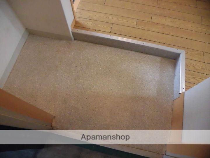 MEETME天神橋の玄関