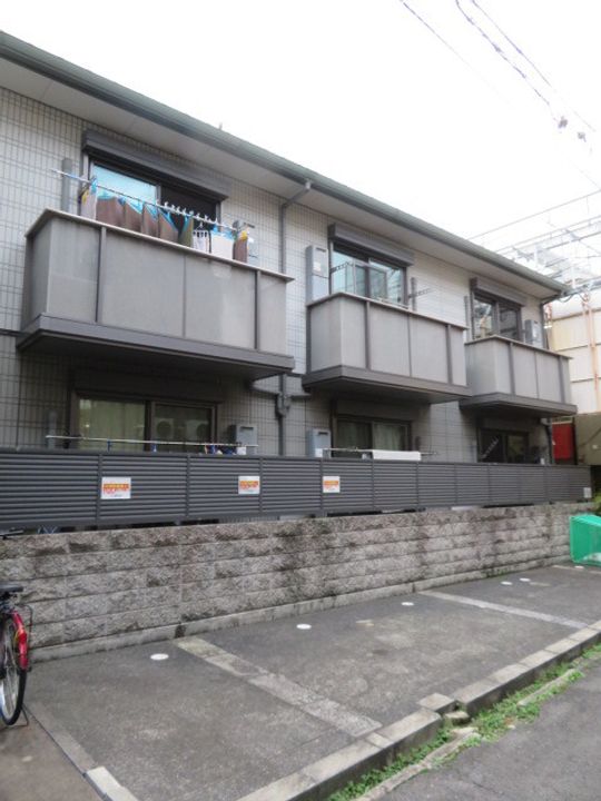 エステート旭の外観