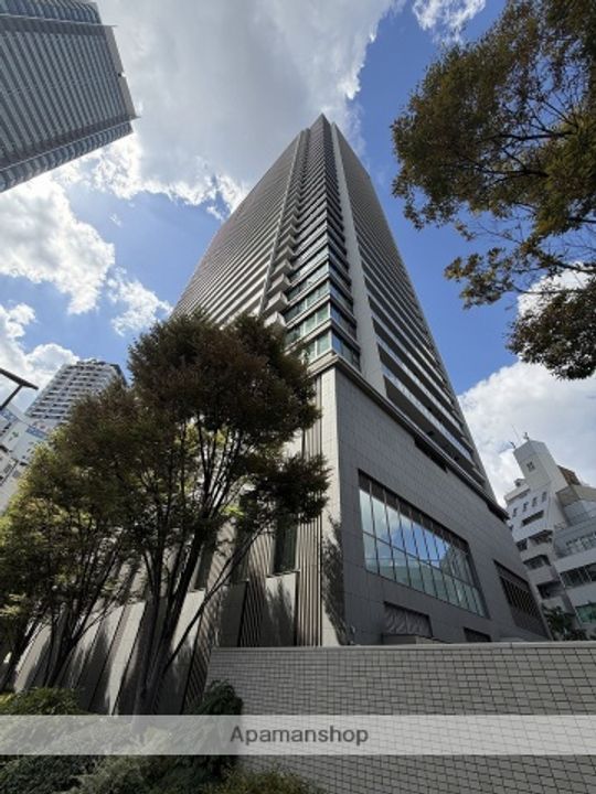 ザ・セントラルマークタワーの外観