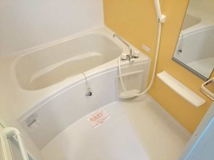 サンリット・ガーデン 小曽根S105の風呂