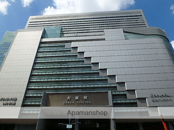 ルーシア北梅田の周辺