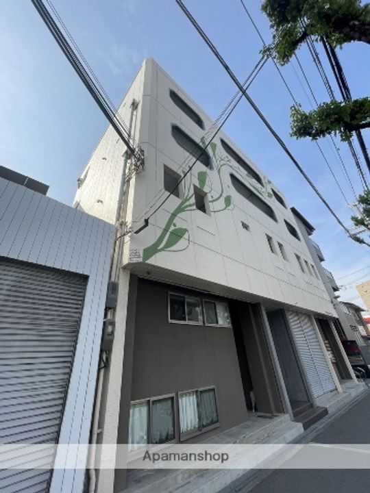 渡辺ビルの外観