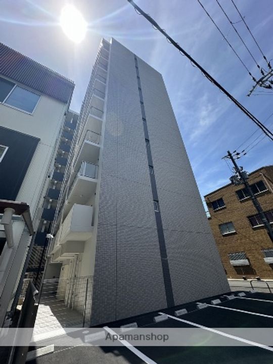 ALIVIS北梅田(アリヴィス)の外観