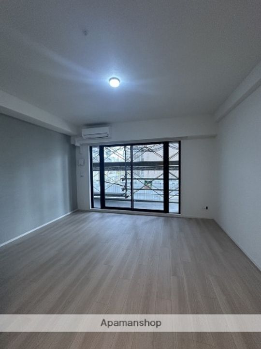 スプランディッド梅田グランノースの居間