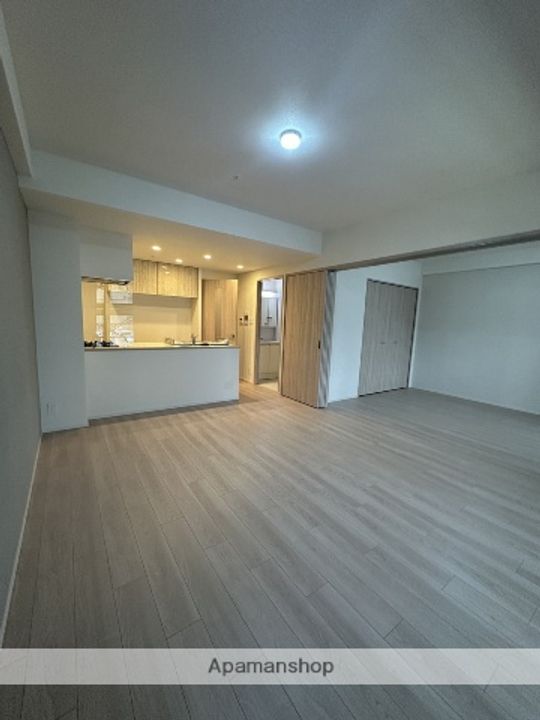 スプランディッド梅田グランノースの居間