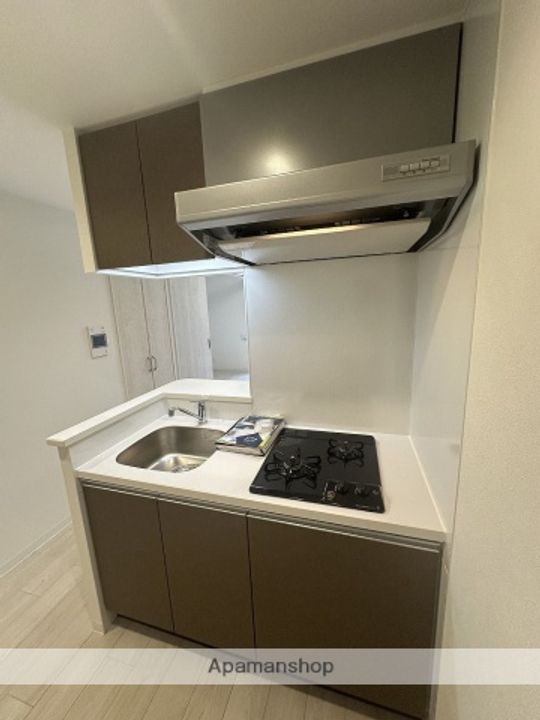 プレサンスNEO上新庄PRIMECRUISのキッチン