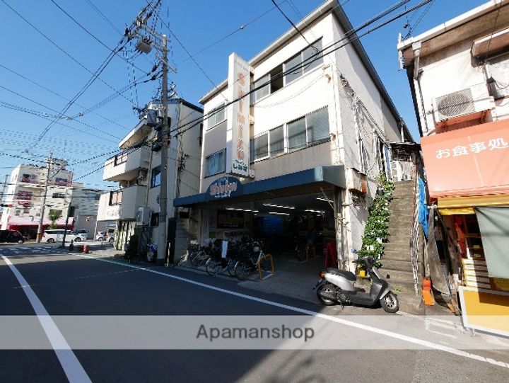 ワールドアイ大阪West Gateの周辺