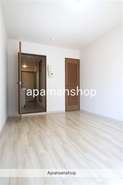 大阪府大阪市西区新町1丁目の賃貸マンションの居間